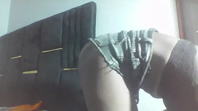 julietunderwoood online show from 24, 3, 2026