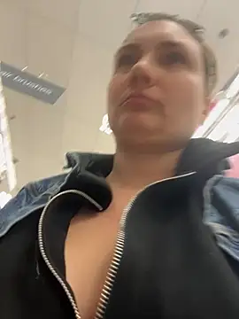 MilfyMrsRobinson online show from 19, 2, 2026