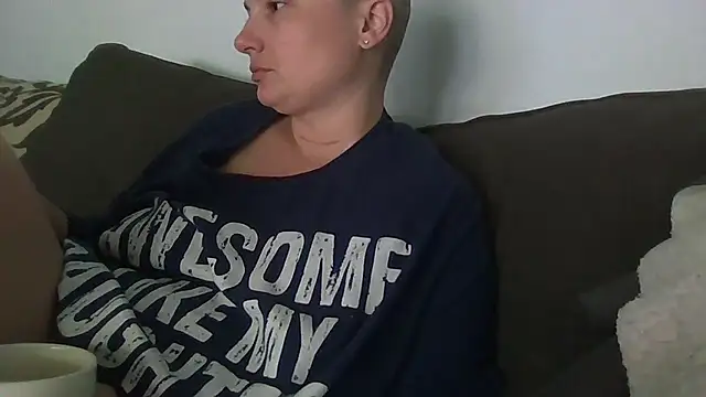 Snapshot of MilfyMrsRobinson chatting on 1, 6, 2026 MilfyMrsRobinson online show from 1, 6, 2026