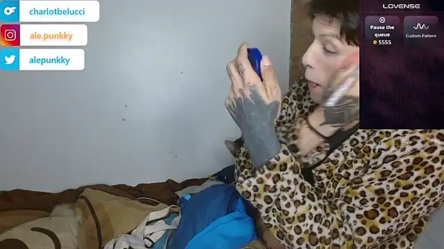 charlotbelucci  online show from 23, 12, 2025