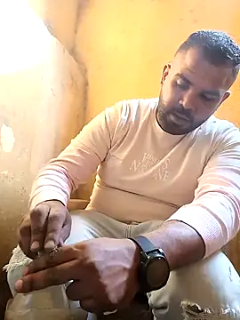 ListedLoin online show from 7, 1, 2025