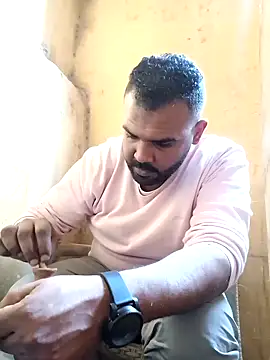 ListedLoin online show from 8, 1, 2025