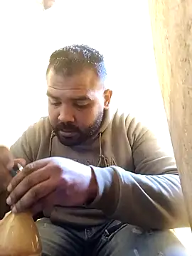 ListedLoin online show from 12, 1, 2025