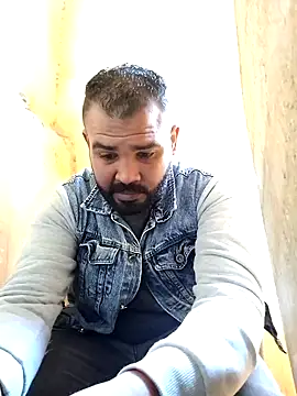 ListedLoin online show from 13, 1, 2025