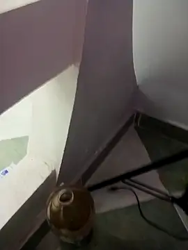 ListedLoin online show from 6, 3, 2025