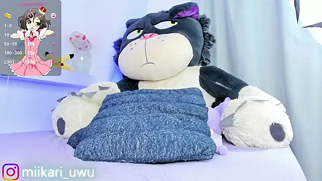 Ahri Elderwood online show from 4, 2, 2025