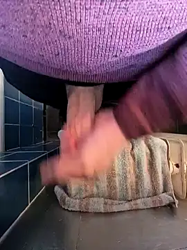 Snapshot of joycock8 chatting on 21, 11, 2025 joycock8 online show from 21, 11, 2025