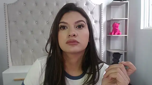 Abril Squirt online show from 9, 3, 2026