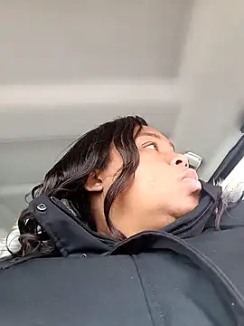 pinkpassionpleaser online show from 5, 1, 2025