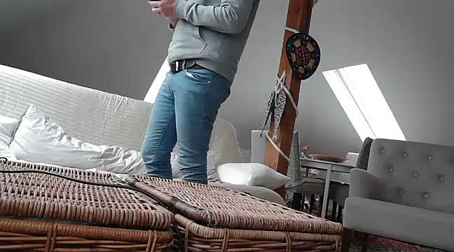 Snapshot of maxmueller321 chatting on 4, 3, 2025 maxmueller321 online show from 4, 3, 2025