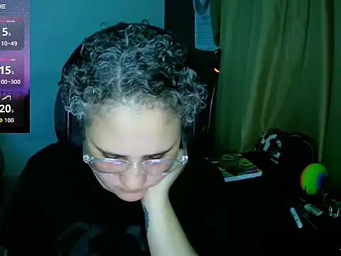 Snapshot of lolalicious_758 chatting on 11, 10, 2025 lolalicious 758 online show from 11, 10, 2025