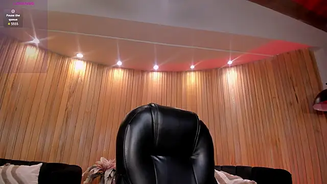 HannaConnor  online show from 9, 1, 2026