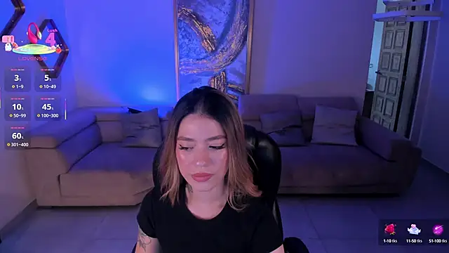 ViolettHansson online show from 28, 2, 2025