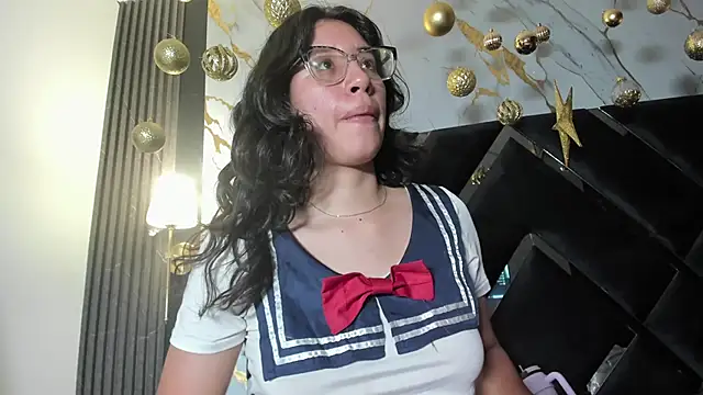 CoralineSanchez online show from 23, 2, 2026