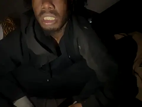 SlimeCrownzOut5 online show from 27, 11, 2025