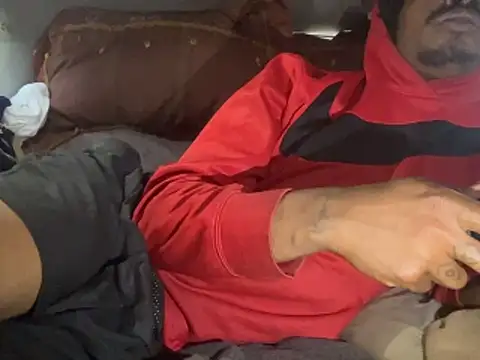 SlimeCrownzOut5 online show from 28, 3, 2026