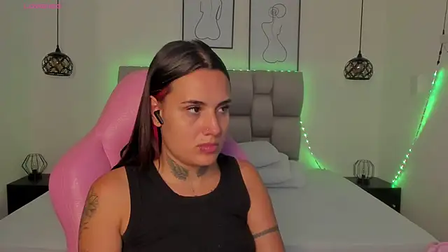 Susan-Sweet-7 online show from 12, 1, 2026