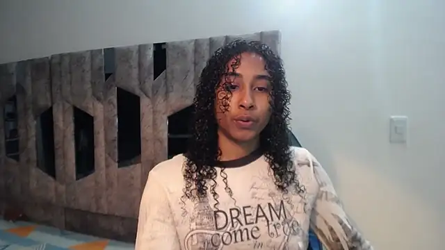 yohatinelly07 online show from 27, 6, 2026