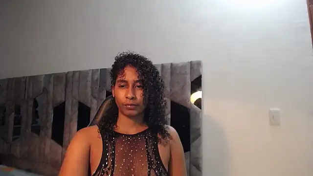 yohatinelly07 online show from 30, 6, 2026