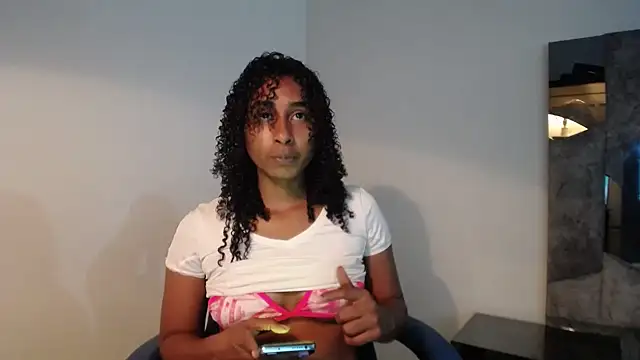 yohatinelly07 online show from 21, 7, 2026
