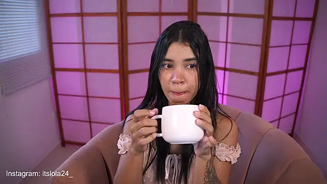 Snapshot of its_lola24 chatting on 8, 1, 2025 its lola24 online show from 8, 1, 2025