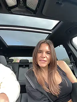 JuicyFruits93 online show from 10, 3, 2026