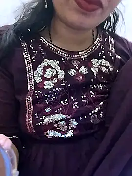 Snapshot of Simaran_bhabhi chatting on 8, 2, 2026 Simaran bhabhi online show from 8, 2, 2026