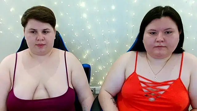 Snapshot of BeckyAndHellen chatting on 28, 6, 2026 BeckyAndHellen online show from 28, 6, 2026