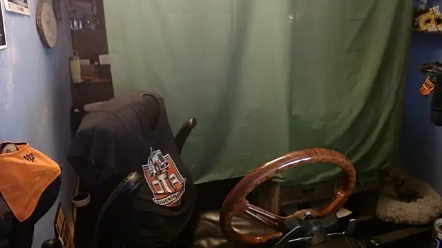 Snapshot of long_thinmint86 chatting on 14, 1, 2025 long thinmint86 online show from 14, 1, 2025