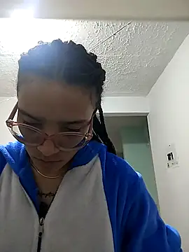 Yaumiko online show from 16, 4, 2026