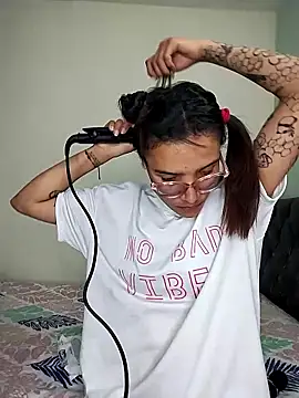 Yaumiko online show from 18, 4, 2026