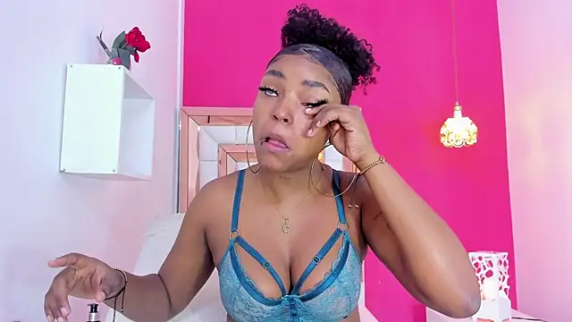 Snapshot of malu_horny_69 chatting on 8, 8, 2026 malu horny 69 online show from 8, 8, 2026