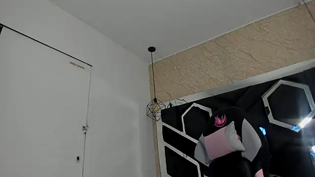 Snapshot of _Lixth_ chatting on 2, 12, 2024 Lixth online show from 2, 12, 2024