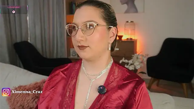 Ximenna Cruz online show from 4, 3, 2026