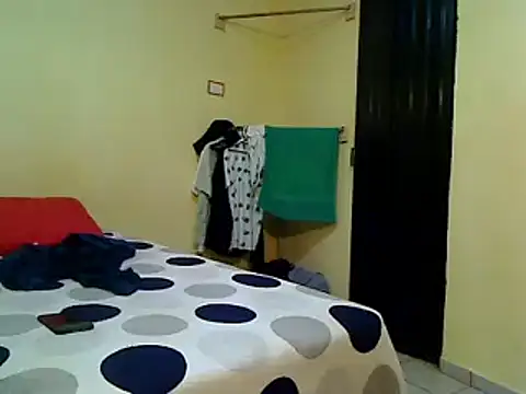 Snapshot of lozter345 chatting on 23, 10, 2025 lozter345 online show from 23, 10, 2025