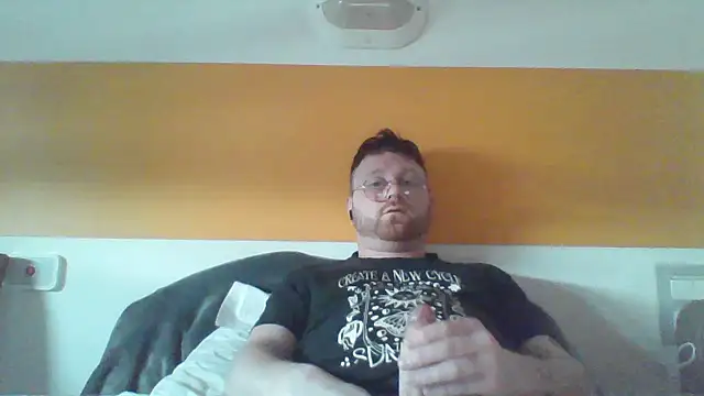 Snapshot of HotGinger9393 chatting on 12, 3, 2026 HotGinger9393 online show from 12, 3, 2026
