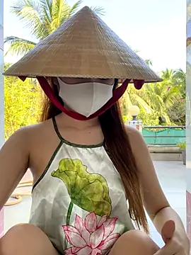 BabyThree  online show from 29, 11, 2025