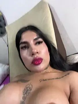 Snapshot of saragill323 chatting on 23, 2, 2025 saragill323 online show from 23, 2, 2025