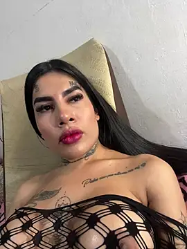 Snapshot of saragill323 chatting on 11, 3, 2025 saragill323 online show from 11, 3, 2025