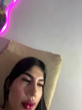 Snapshot of saragill323 chatting on 23, 3, 2025 saragill323 online show from 23, 3, 2025