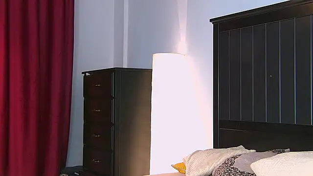 Yanira Muslim online show from 17, 9, 2025