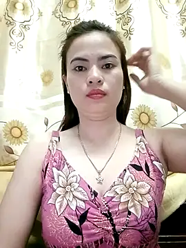Snapshot of NgocQuyen2K chatting on 17, 2, 2025 NgocQuyen2K online show from 17, 2, 2025