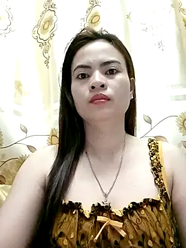 Snapshot of NgocQuyen2K chatting on 18, 2, 2025 NgocQuyen2K online show from 18, 2, 2025