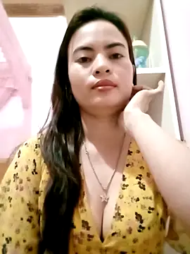 Snapshot of NgocQuyen2K chatting on 21, 3, 2025 NgocQuyen2K online show from 21, 3, 2025