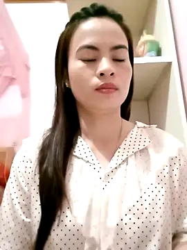 Snapshot of NgocQuyen2K chatting on 22, 3, 2025 NgocQuyen2K online show from 22, 3, 2025