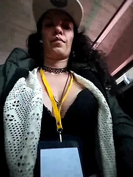 Snapshot of rebekka_simpson chatting on 2, 3, 2025 rebekka simpson online show from 2, 3, 2025