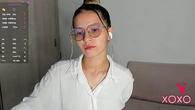 Snapshot of Lilacutte_ chatting on 21, 9, 2025 Lilacutte online show from 21, 9, 2025