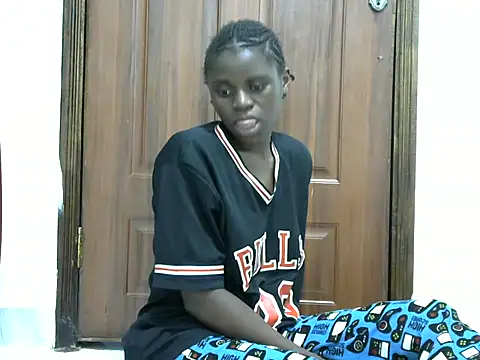 hottgirlval online show from 10, 4, 2026