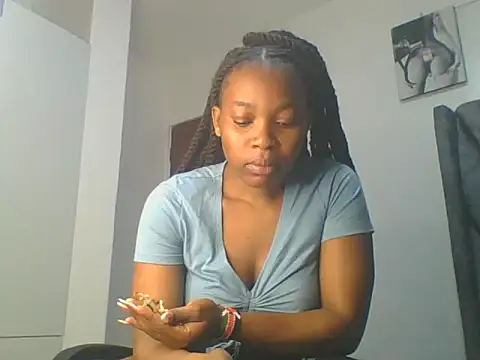 Snapshot of _Becky002 chatting on 12, 5, 2026 Becky002 online show from 12, 5, 2026