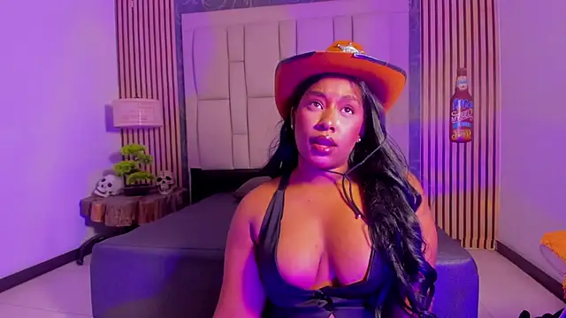 Snapshot of kriixtybrown chatting on 27, 10, 2025 kriixtybrown online show from 27, 10, 2025